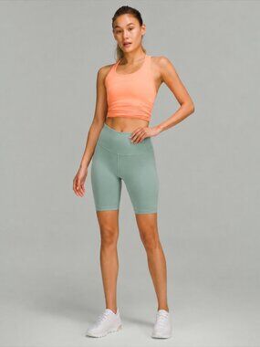 LULULEMON WUNDER TRAIN CONTOUR FIT HIGH-RISE SHORTS 8" SIZE 2